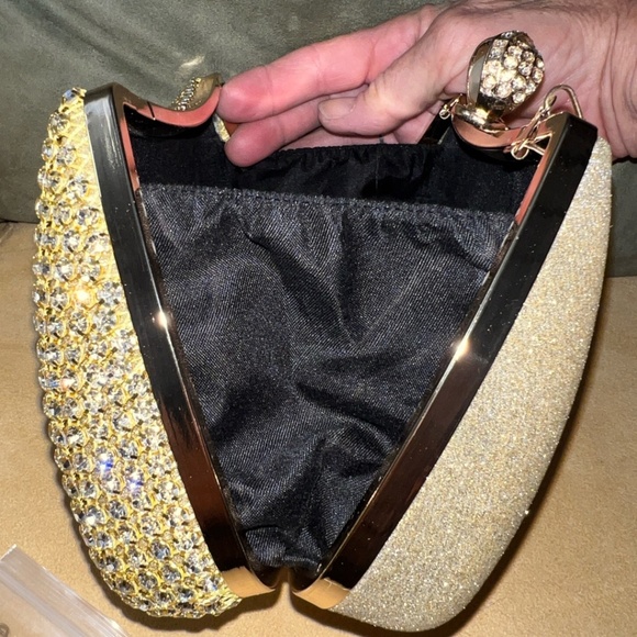 Gold Vintage Evening Bag - Picture 7 of 14